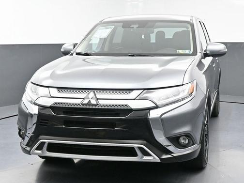2020 Mitsubishi Outlander SE