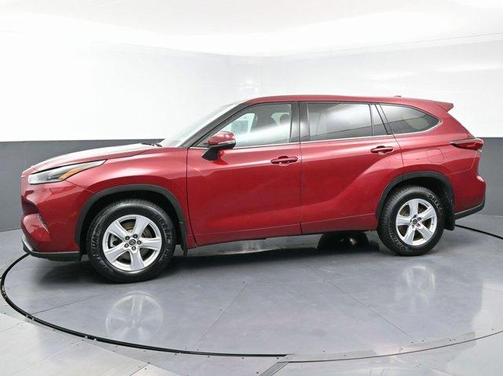 2021 Toyota Highlander LE