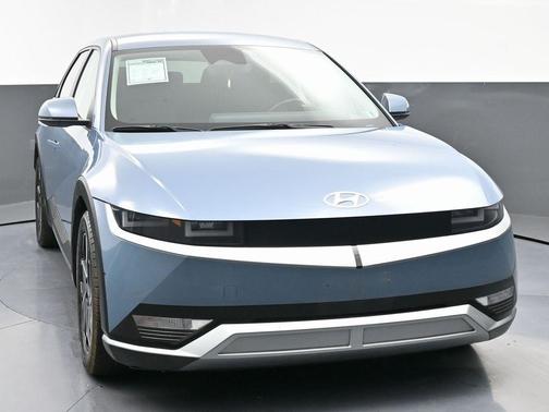 2023 Hyundai IONIQ 5 SE