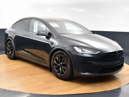 2023 Tesla Model X Standard Range