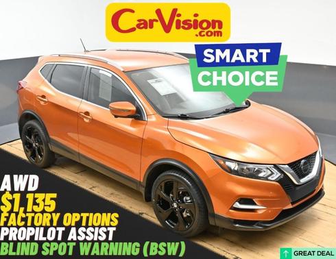 Monarch Orange 2022 Nissan Rogue Sport SL