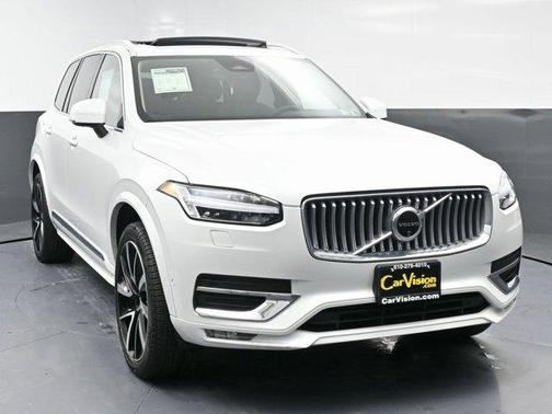 2024 Volvo XC90 B5 Plus Bright Theme