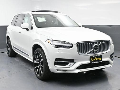 2024 Volvo XC90 B5 Plus Bright Theme