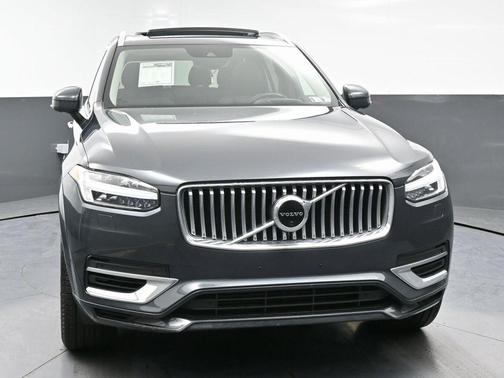 2021 Volvo XC90 Recharge Plug-In Hybrid T8 Inscription 7 Passenger