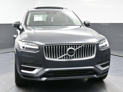 2021 Volvo XC90 Recharge Plug-In Hybrid T8 Inscription 7 Passenger