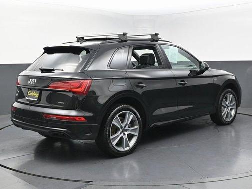 2025 Audi Q5 45 S line quattro Premium