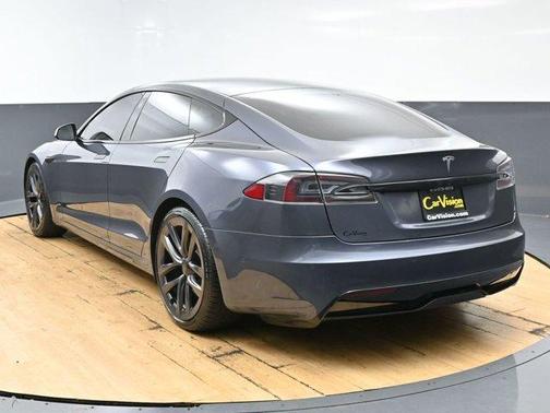 2022 Tesla Model S Base