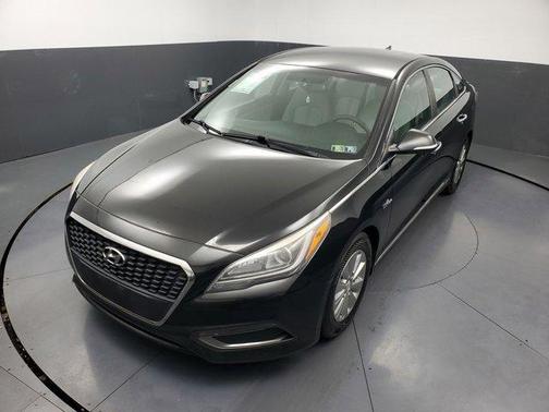 2016 Hyundai SONATA Hybrid SE