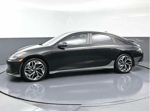 2023 Hyundai IONIQ 6 SEL