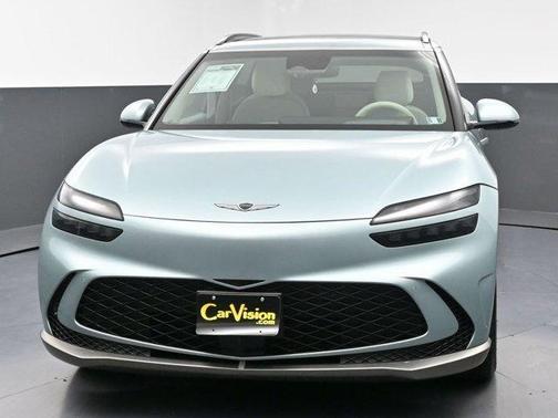 2025 Genesis GV60 Standard