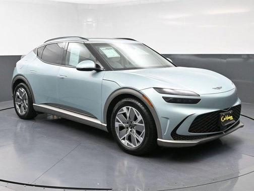 2025 Genesis GV60 Standard