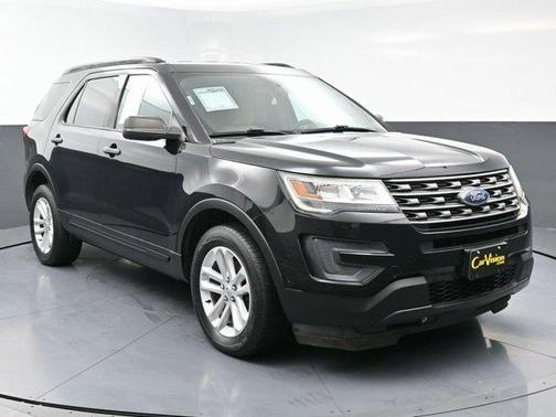 2017 Ford Explorer Base