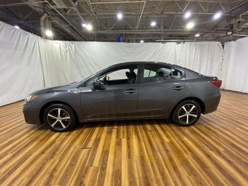 Photo 4 of 44 of 2019 Subaru Impreza 2.0i Premium