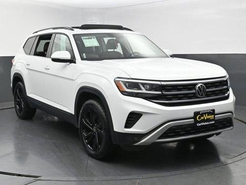 2022 Volkswagen Atlas 3.6L SE w/Technology
