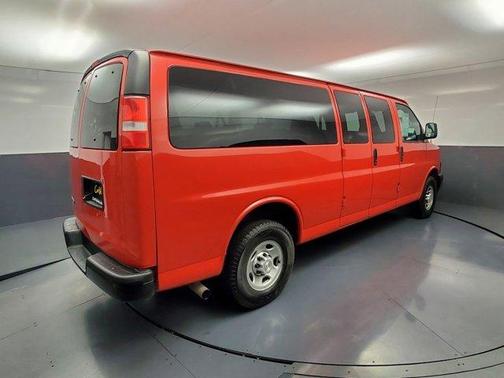 2020 Chevrolet Express 3500 LS