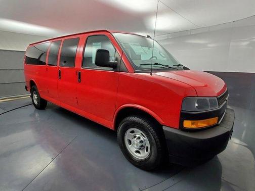 2020 Chevrolet Express 3500 LS