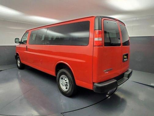 2020 Chevrolet Express 3500 LS