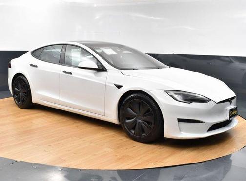 2022 Tesla Model S Base