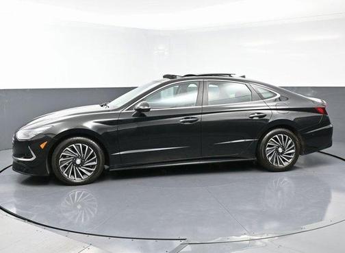2023 Hyundai SONATA Hybrid Limited