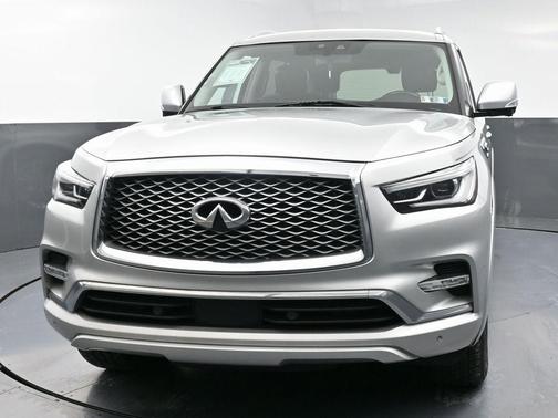 2021 INFINITI QX80 Luxe