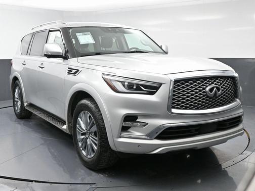 2021 INFINITI QX80 Luxe
