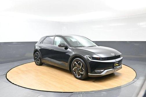 Black 2024 Hyundai IONIQ 5 SE