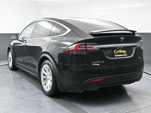 2018 Tesla Model X 75D