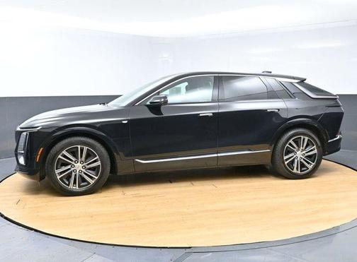 Stellar Black Metallic 2024 Cadillac LYRIQ Luxury