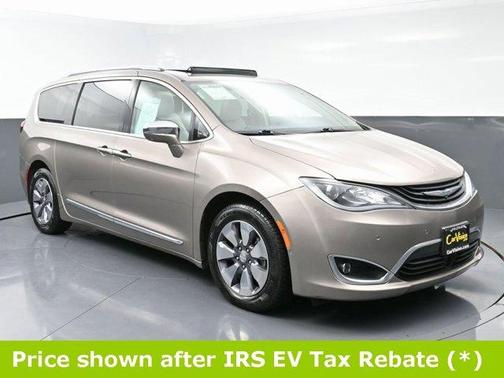 2018 Chrysler Pacifica Hybrid Limited