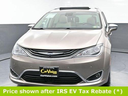 2018 Chrysler Pacifica Hybrid Limited