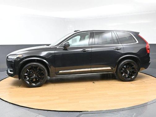 Onyx Black Metallic 2021 Volvo XC90 Recharge Plug-In Hybrid T8 Inscription Expression 7 Passenger