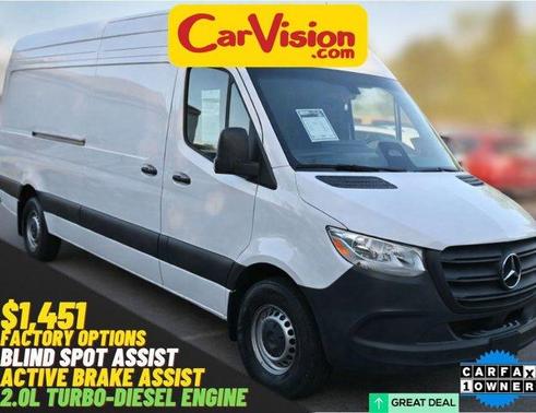 White 2025 Mercedes-Benz Sprinter 2500 170 WB