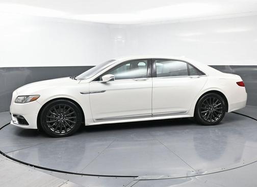 2018 Lincoln Continental Select