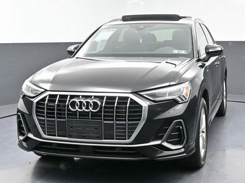2022 Audi Q3 45 S line Premium