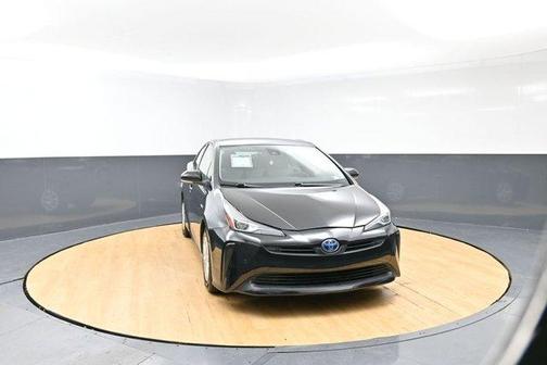 2022 Toyota Prius LE