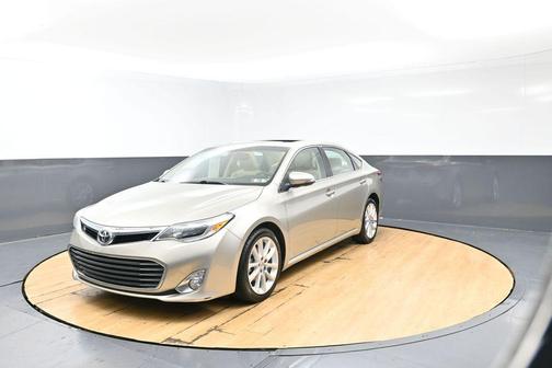 Creme Brulee 2014 Toyota Avalon Limited