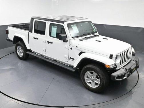 2023 Jeep Gladiator Sport