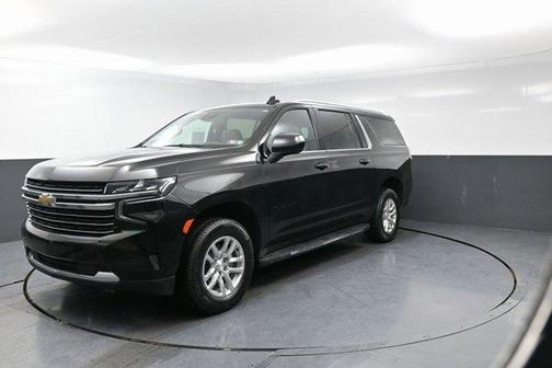 2023 Chevrolet Suburban LT