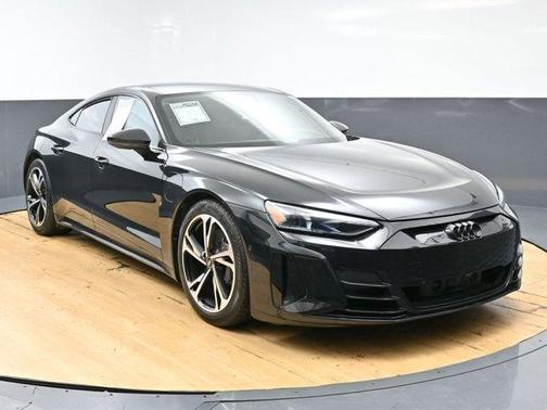 Mythos Black Metallic 2023 Audi e-tron GT Prestige