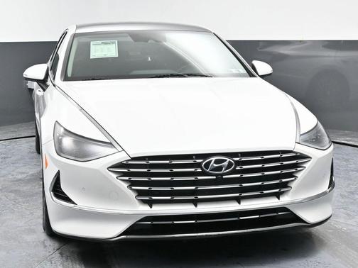 2022 Hyundai SONATA Hybrid Limited