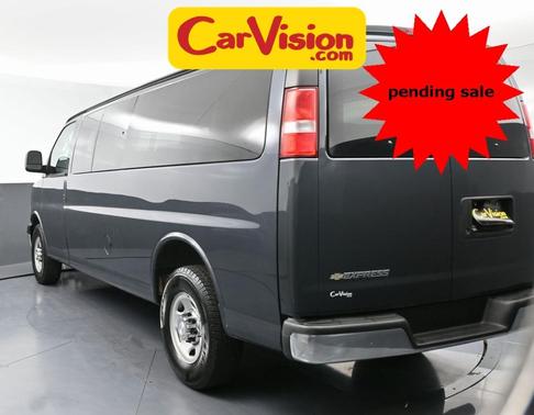 2017 Chevrolet Express 3500 LT