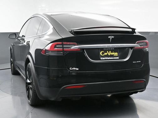 2019 Tesla Model X Standard Range