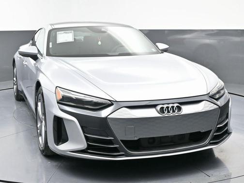 2022 Audi e-tron GT Premium Plus