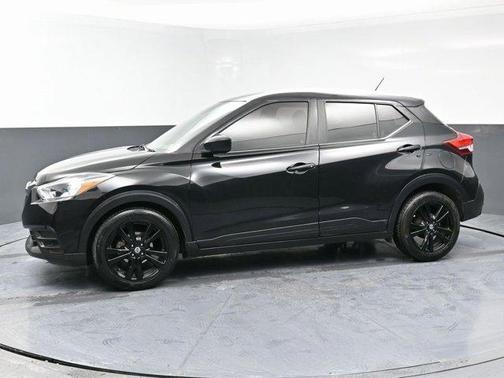 2020 Nissan Kicks SV