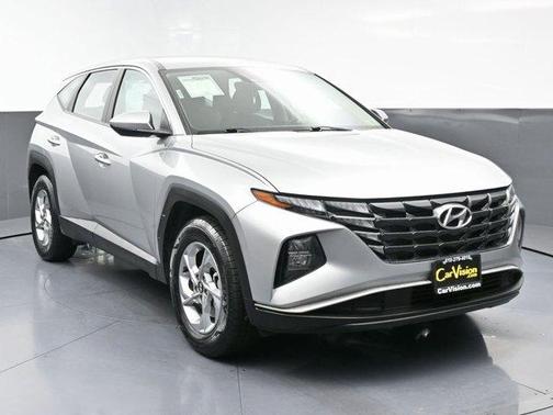 2022 Hyundai TUCSON SE