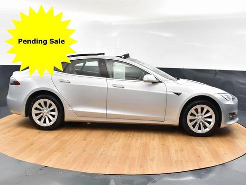 2016 Tesla Model S 90D