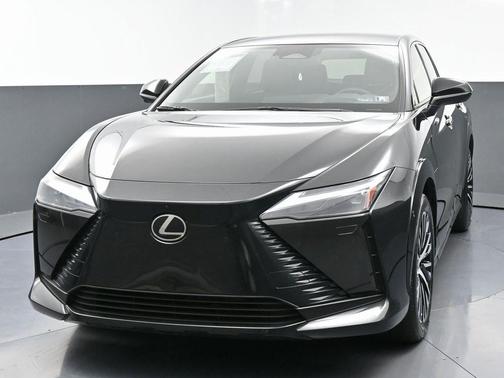 2023 Lexus RZ 450e Luxury