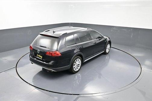 2017 Volkswagen Golf Alltrack TSI S