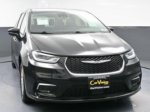 2024 Chrysler Pacifica Touring-L