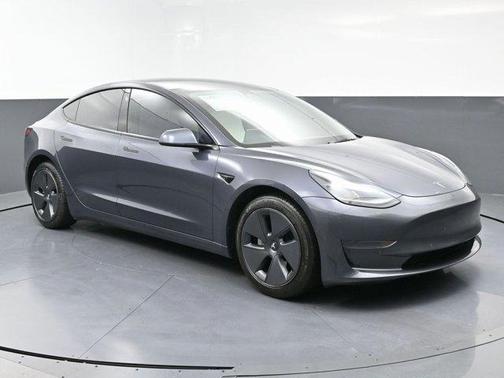 2022 Tesla Model 3 Base